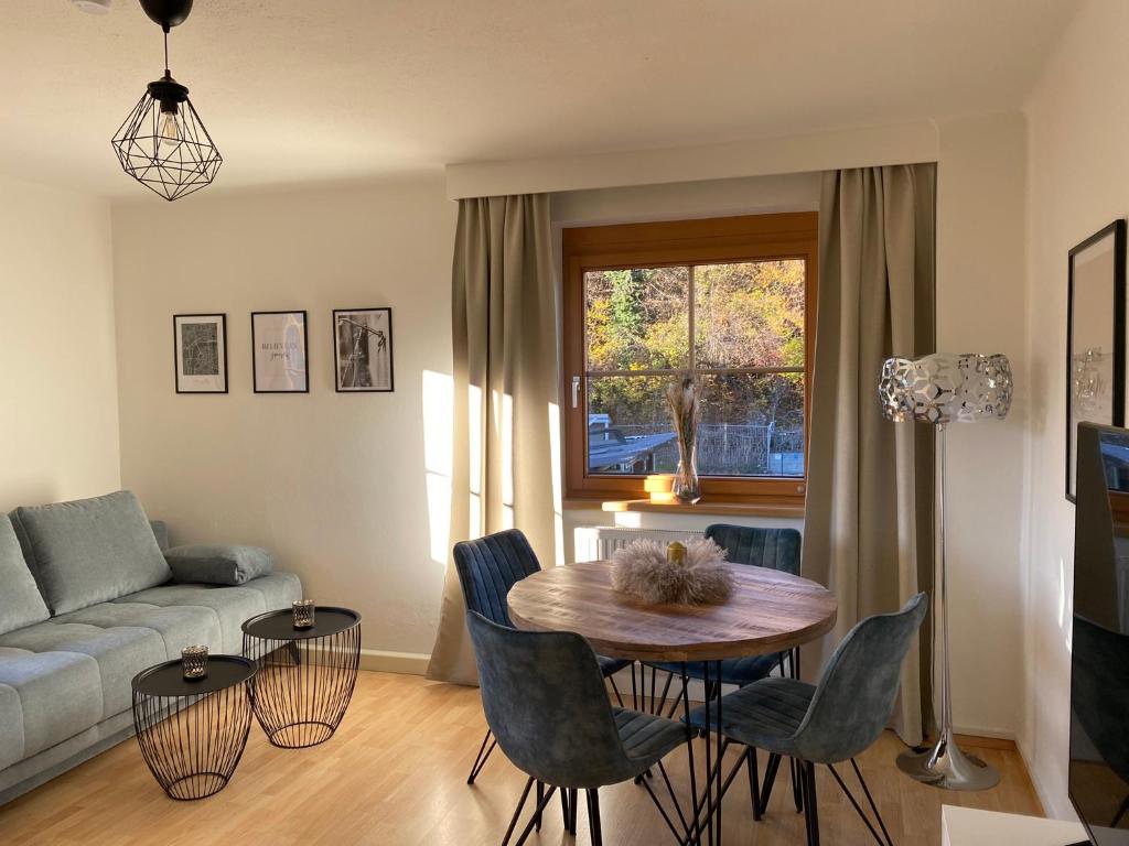Gemütliche Wohnung mit Gartenblick Hotell på Innsbruck Flygplats