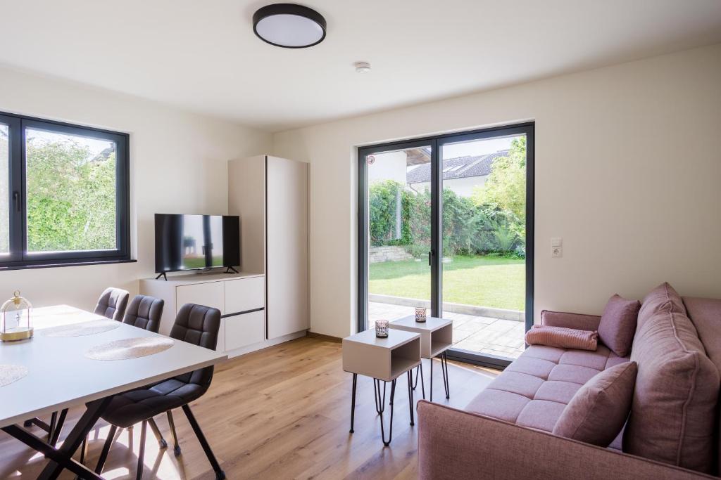 Moderne Wohnung mit Terrasse Hotell på Innsbruck Flygplats
